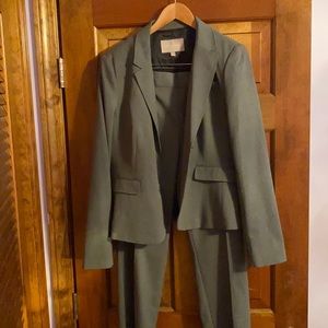 Banana Republic grey pantsuit